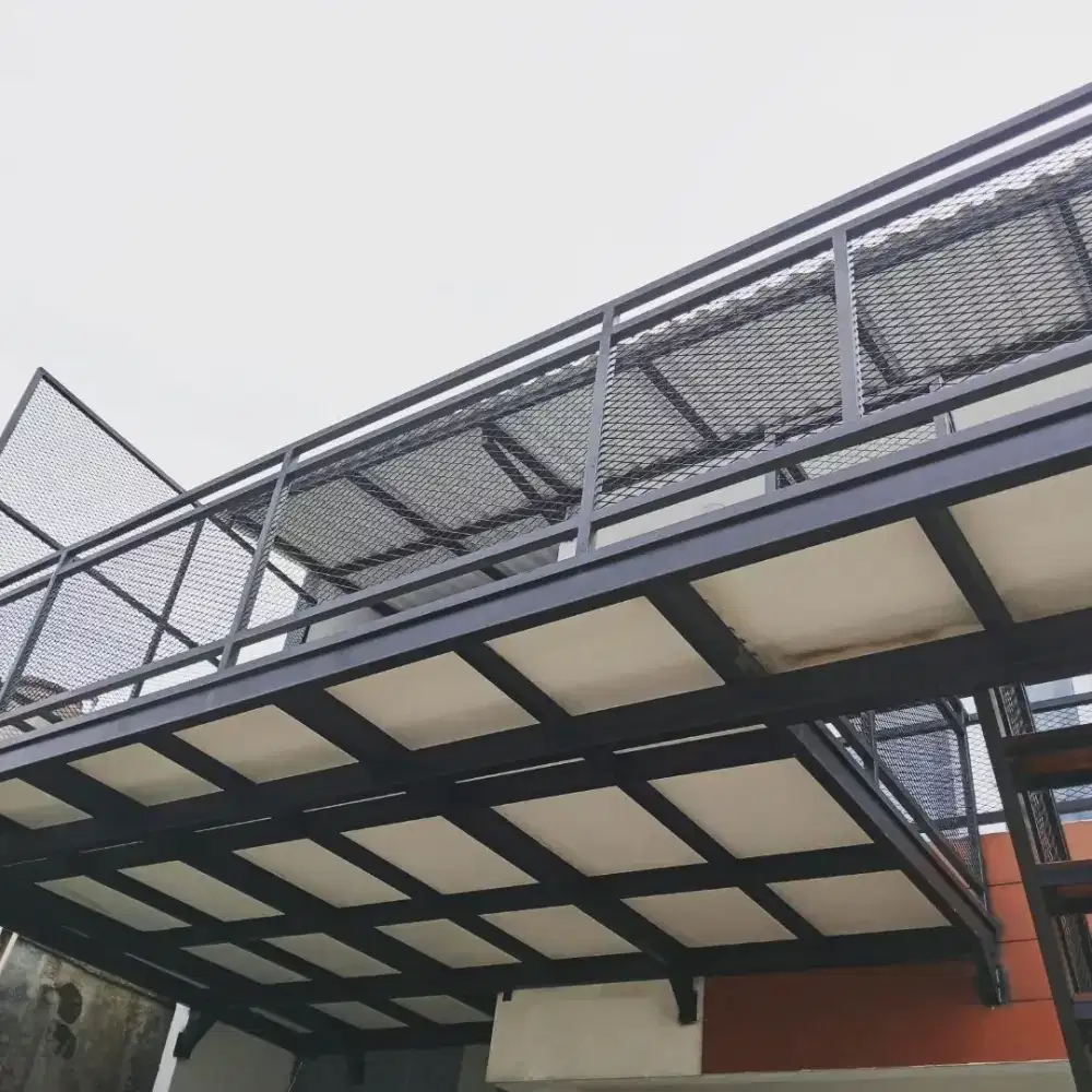 Kanopi mezzanine modern