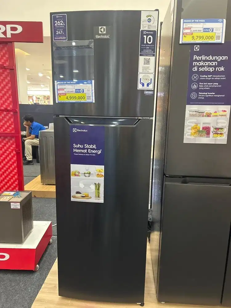 Kredit Kulkas Elektrolux 2 pintu tanpa DP