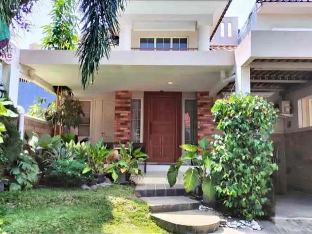 Rumah bagus siap huni (nego) lokasi strategis di Citra Grand Cibubur