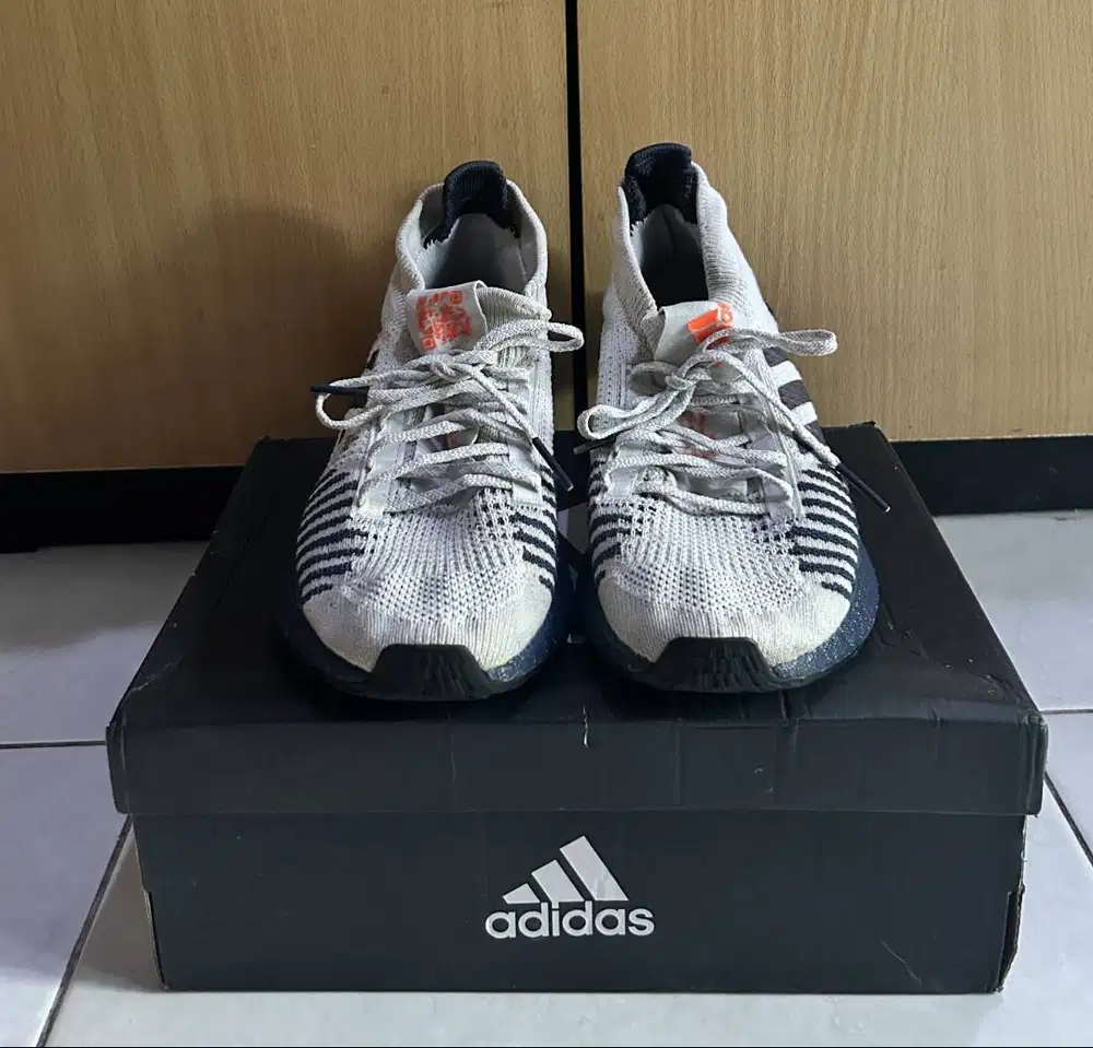 Sepatu Adidas Pulseboost HD Dash Grey Original Size 42