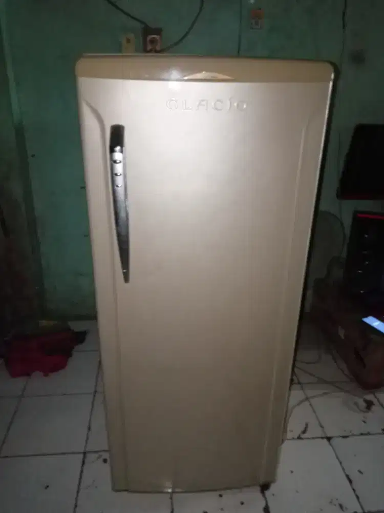 KULKAS 1 PINTU TOSHIBA GLACIO