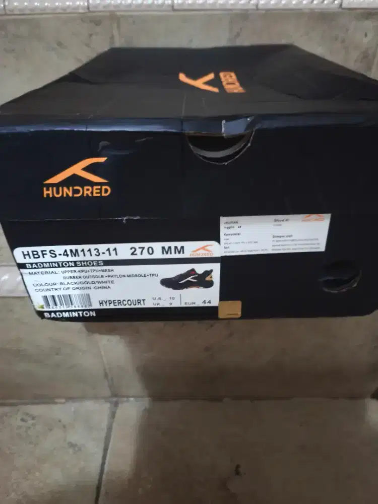 Sepatu Badminton Hundred Hypercourt NewColour 2026