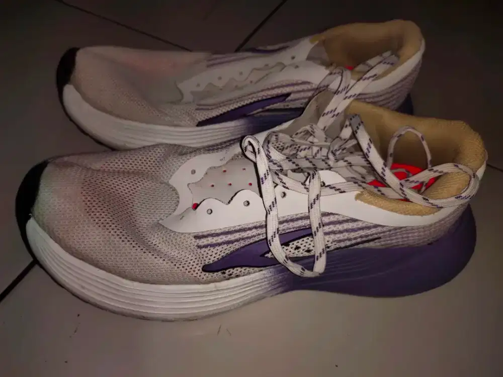 Sepatu joging/running zevma rausta ori (SECOND)