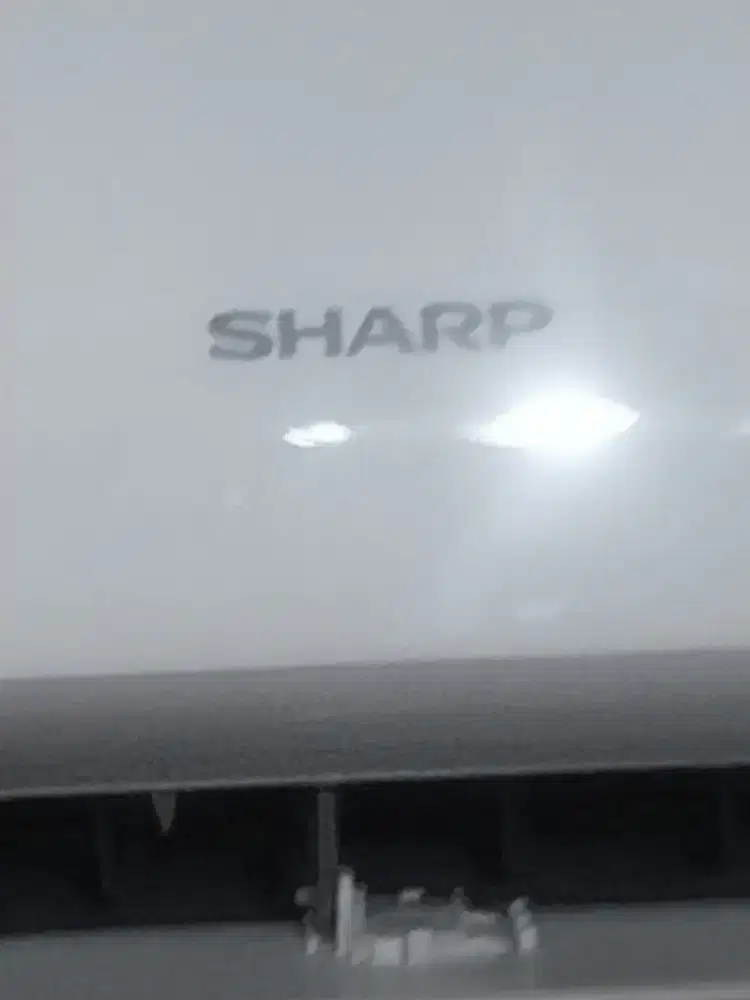 AC   SHARP 1pk pemakaian -+ 2thn  jarang di pakai