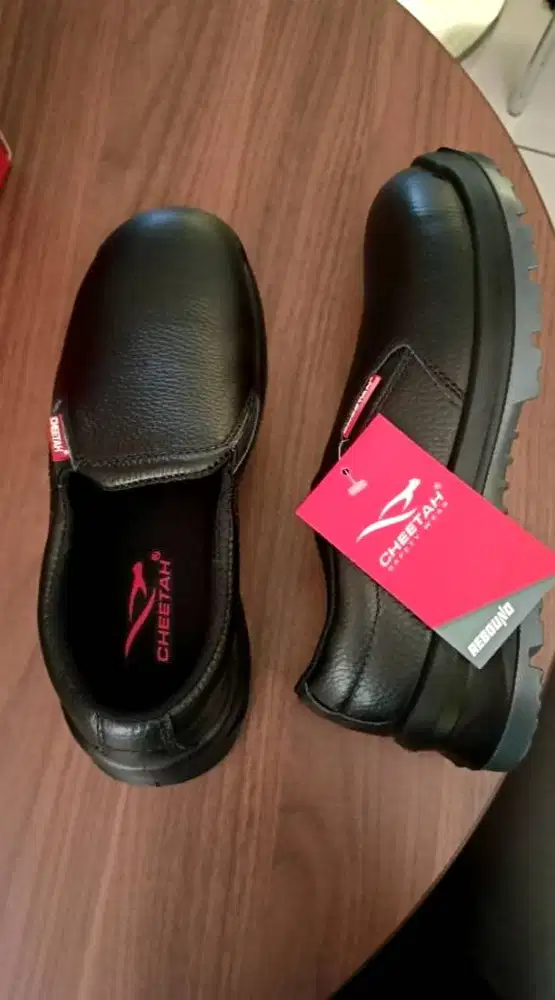 Sepatu Safety CHEETAH 7001H safety shoes S1 SRC Rebound