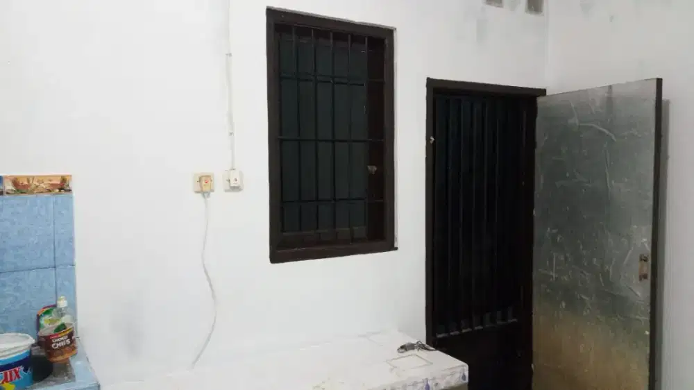 Rumah di Kontrakan
