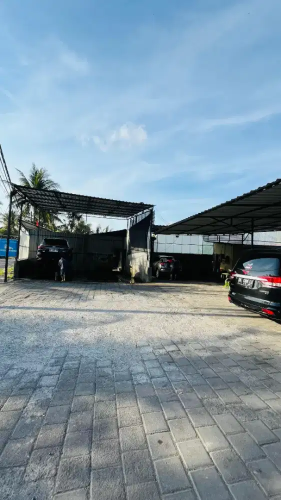 DI BUTUHKAN KARYAWAN CUCI MOBIL