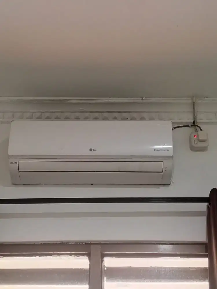 Dijual AC LG 1/2 pk Dual inverter