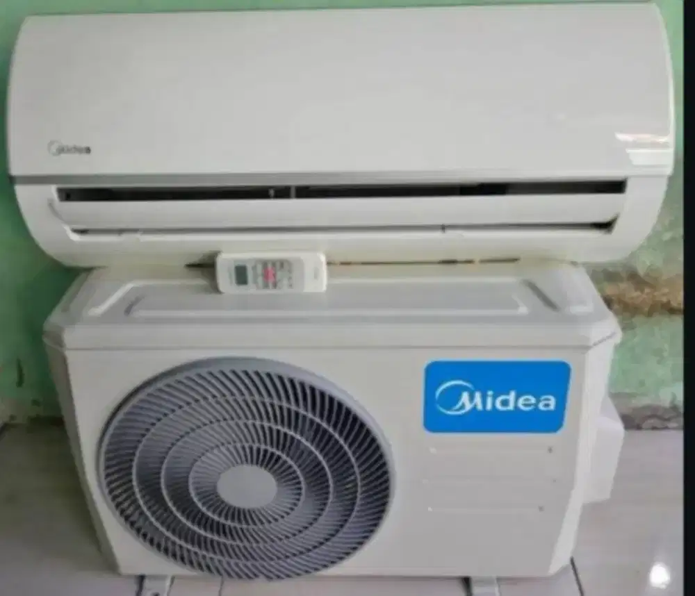 Jual ac Midea R 32 1/2pk lowatt 350 watt kondisi 95% ori semua