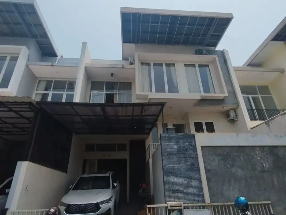 Disewakan Rumah 3 Kamar di Candi Golf Semarang