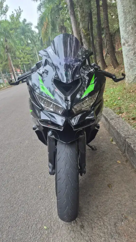 Kawasaki ZX25R 2023 TFT