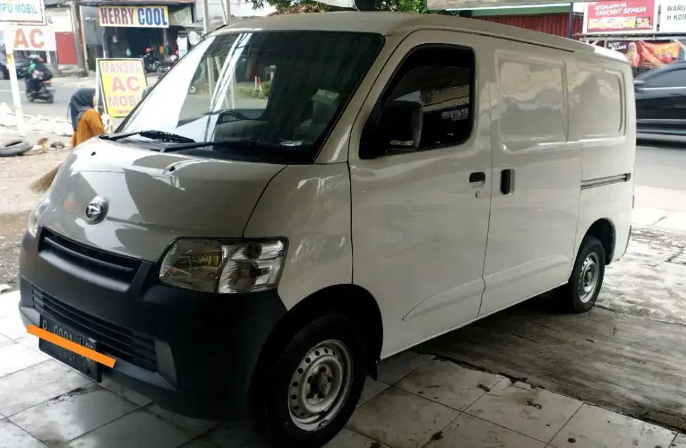 Dijual Grand Max Blind Van