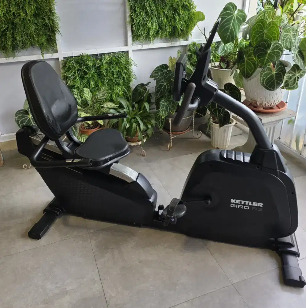 Preloved Sepeda Statis Kettler Giro R3
