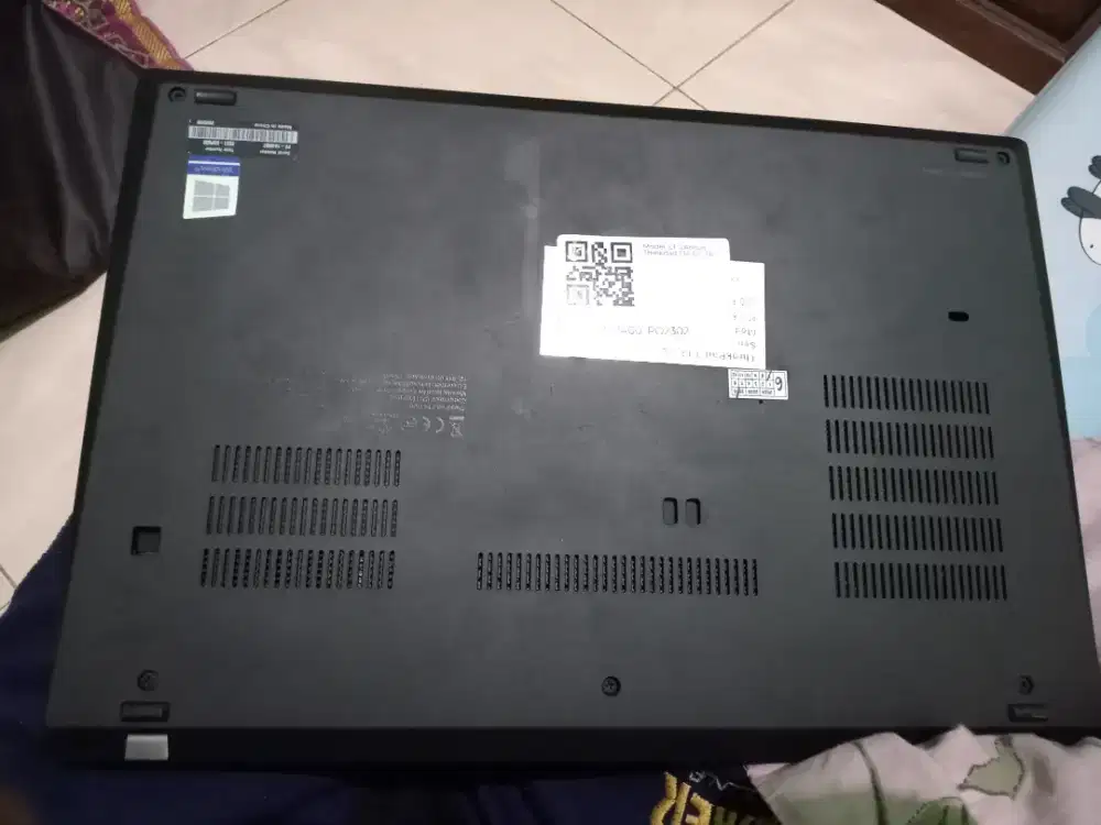 Laptop Thinkpad T14 gen1 Core i 5_10
Ram 16gb sdd 256gb