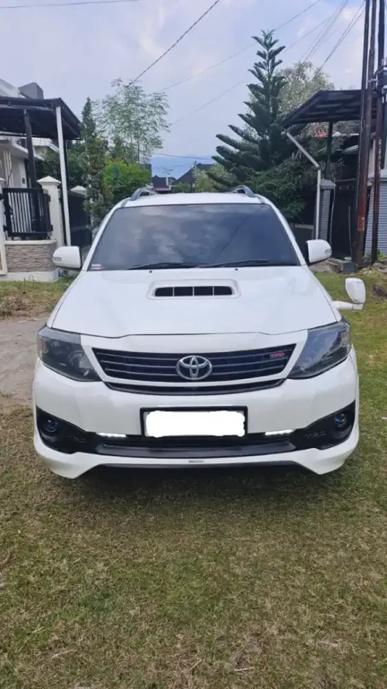 Toypta Fortuner TRD VNT 2013 akhir Pemakaian 2014