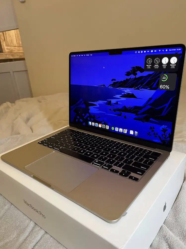 MacBook Air M3 13” 16GB 512GB 2024 - Fullset - Mulus - Siap Pakai