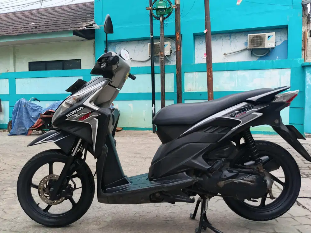 Honda Vario techno cbs 2012 stater tokcer halus mulus terawat