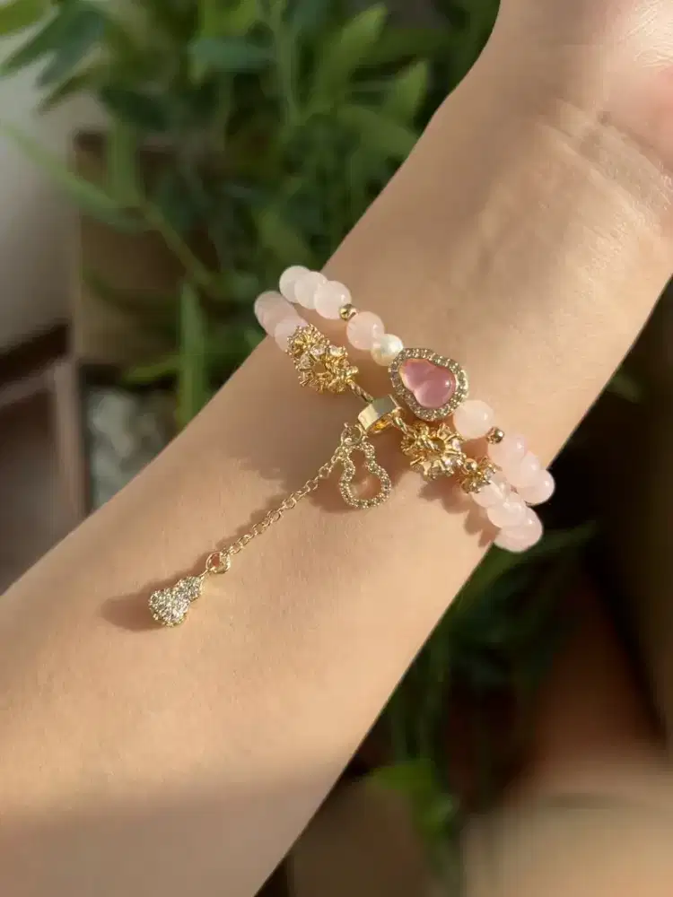 Putuoshan Pink Crystal Gourd Pearl ，Natural Crystal Gift Bracelet
