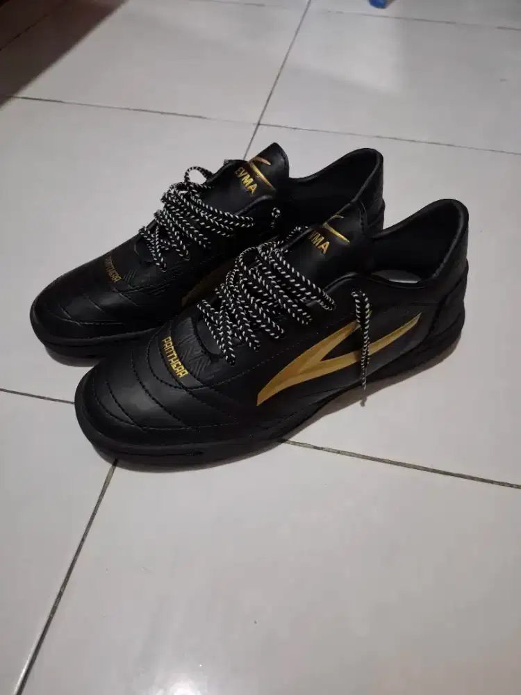 Sepatu Futsal Zevma Panthera size 39