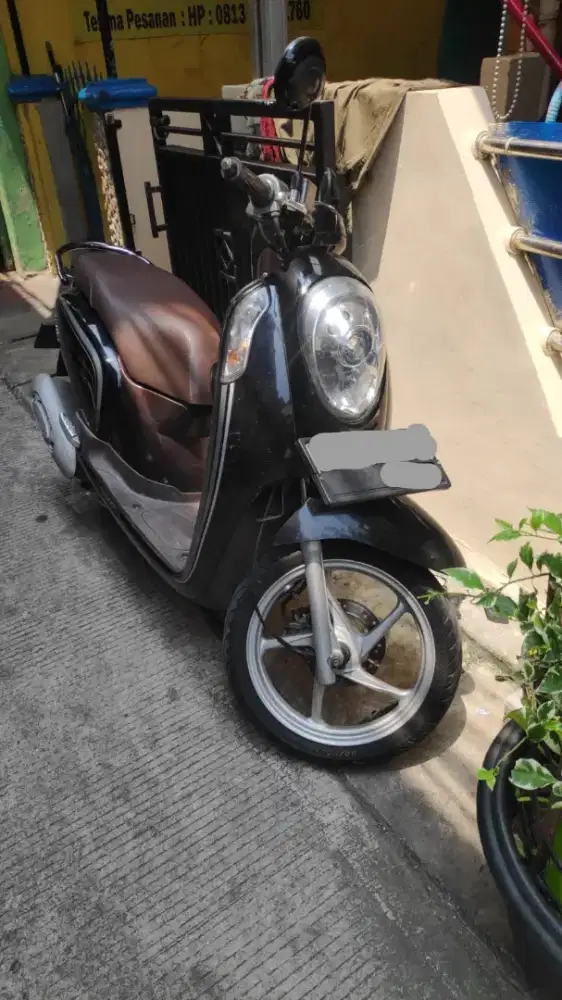 Honda Scoopy 2016