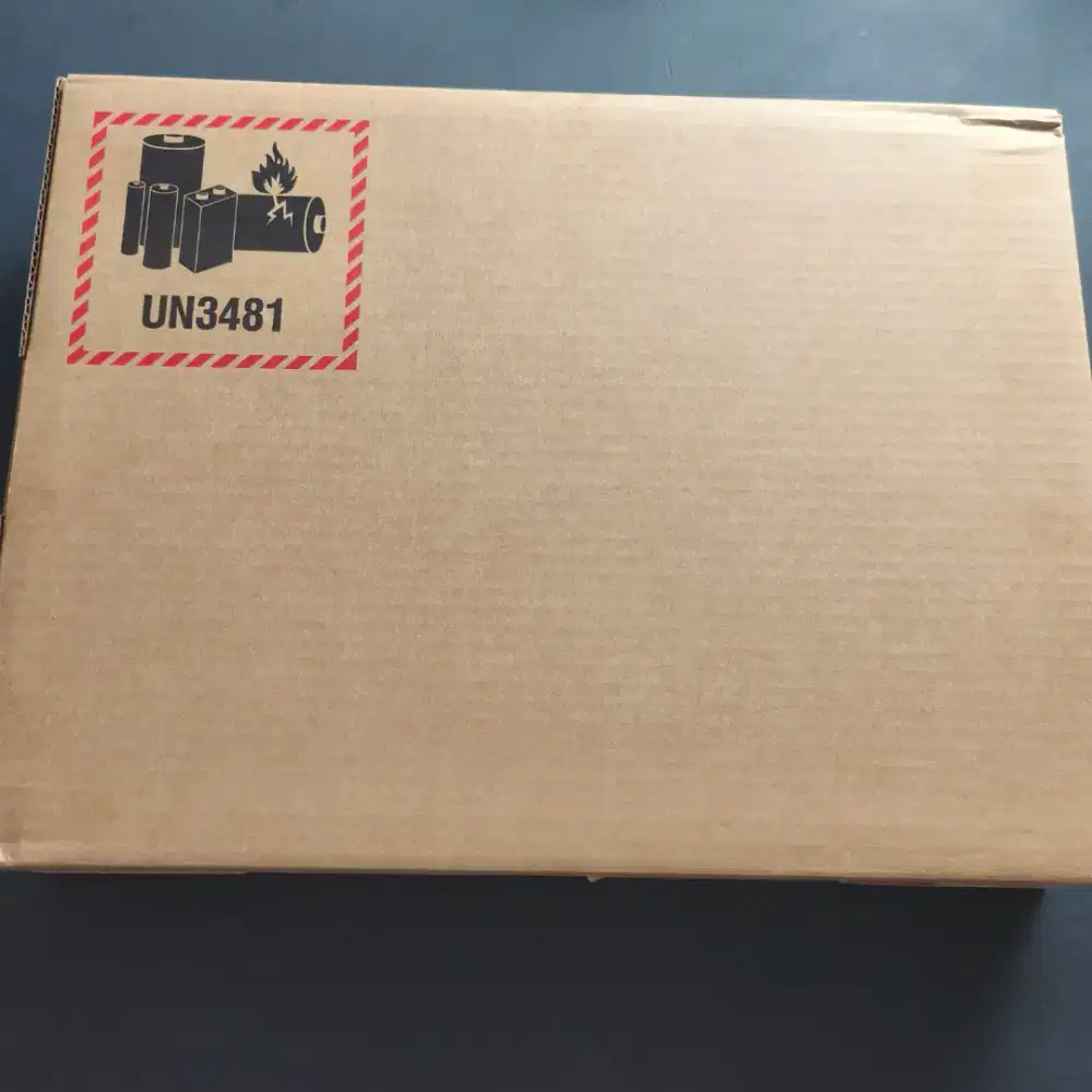 MACBOOK AIR 13 INCH M5 2026 16/512GB MIDNIGHT GARANSI RESMI IBOX