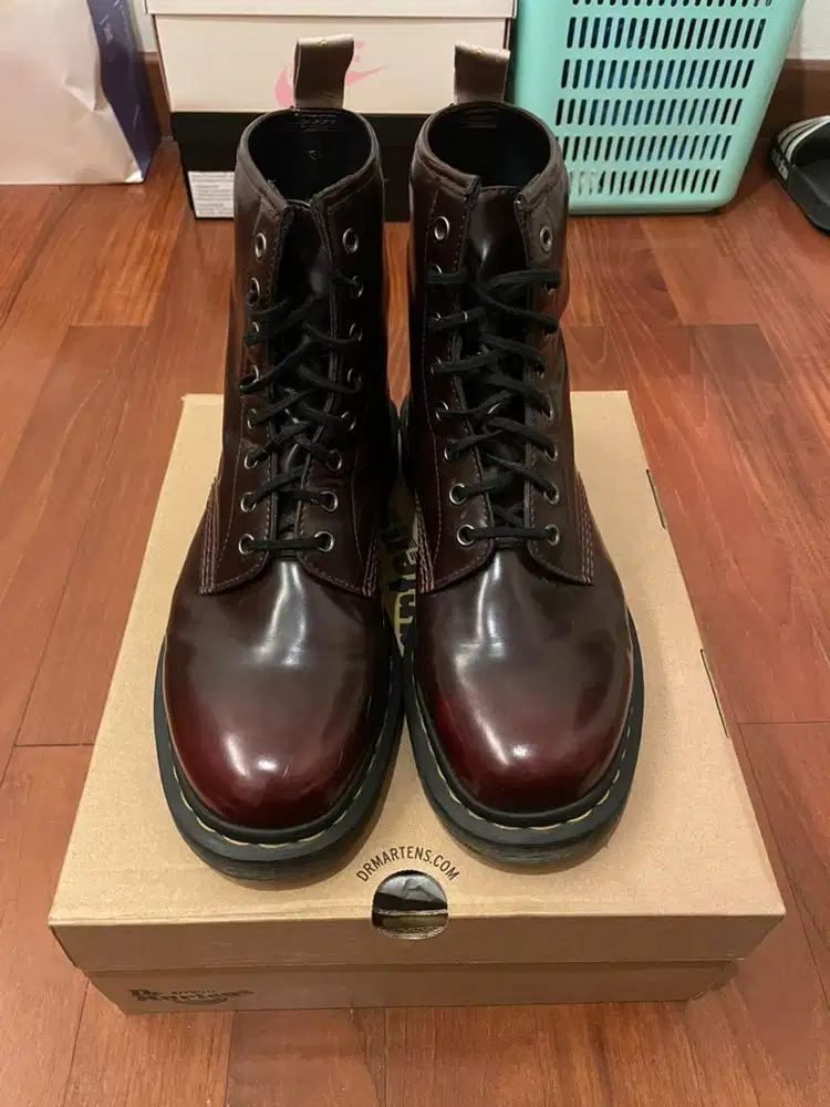 DR Martens Vegan 1460 Cherry Red