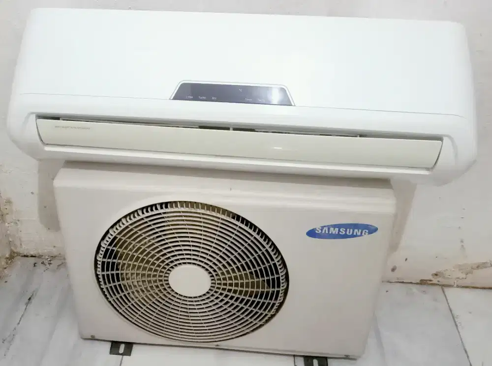 Jual ac samsung1/2  pk lowwat 320 watt  95% ori semua