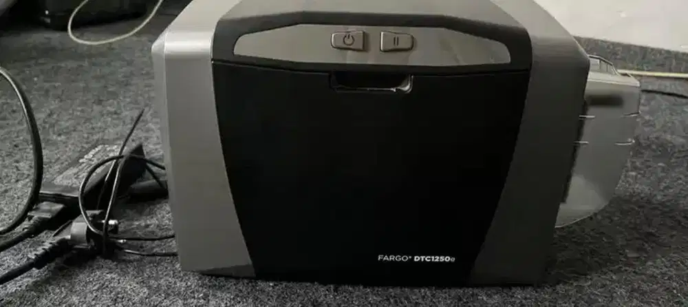 Printer Fargo DTC1250e