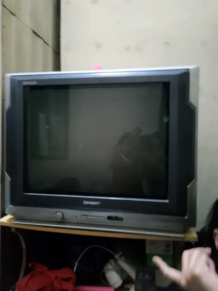 Tv Sharp 35in tabung