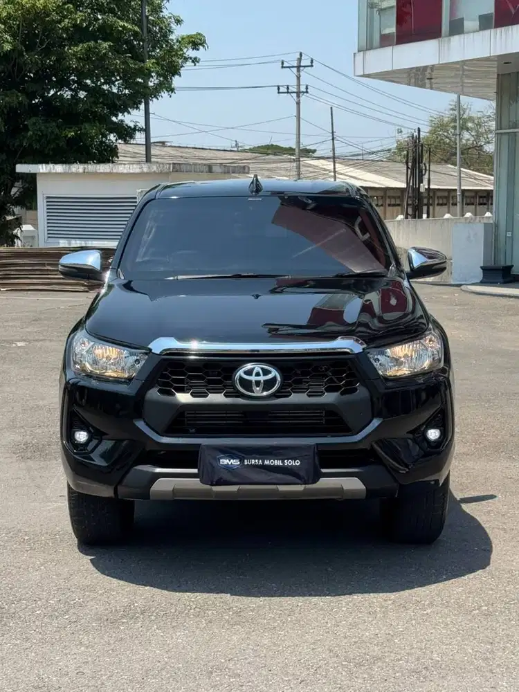 TOYOTA HILUX 2.4 D-CAB G 4x4 2022 MANUAL DOUBLE CABIN TOP KONDISI