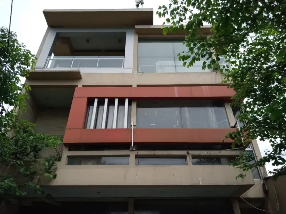 dijual ruko 4 lantai Strategis tengah kota  Moh, Toha Bandung