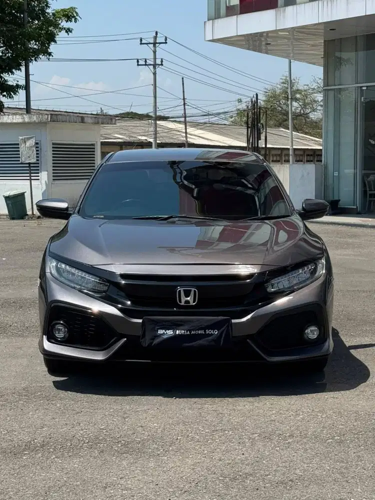 HONDA CIVIC TURBO HATCHBACK 2017 MATIC TOP KONDISI ISTIMEWA
