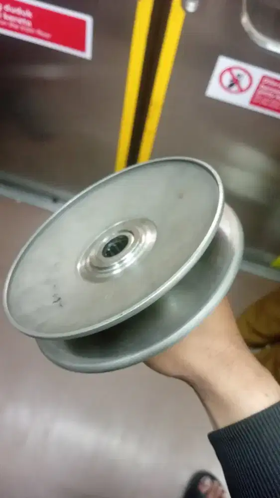 PULLEY BELAKANG PCX