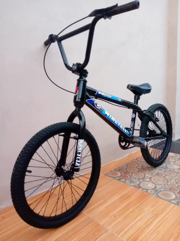 Dijual BMX Ukuran 20. Noken SIAP PAKE lokasi KEMILING, Nego