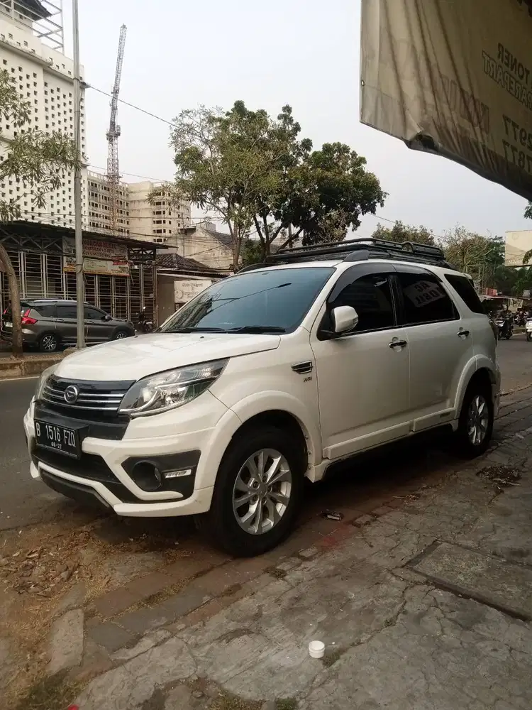 Terios R Adventure pemakaian sendiri