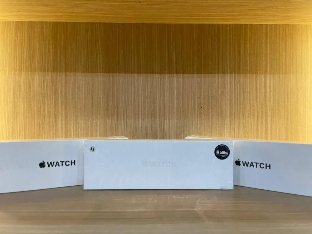 APPLE WATCH SE 3 BRAND NEW
