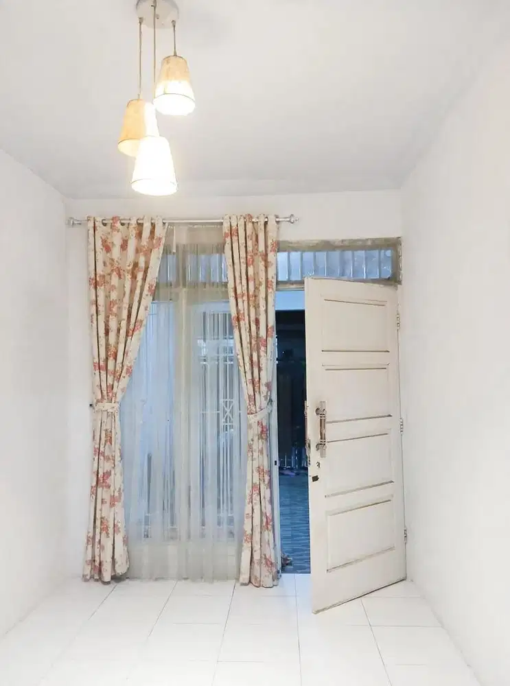 Di sewakan murah rumah