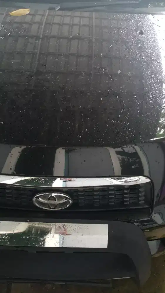 Di jual Rush Hitam dengan harga murah Krn individu bukan showroom