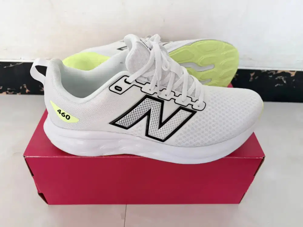 Sepatu Lari New Balance M4604NO