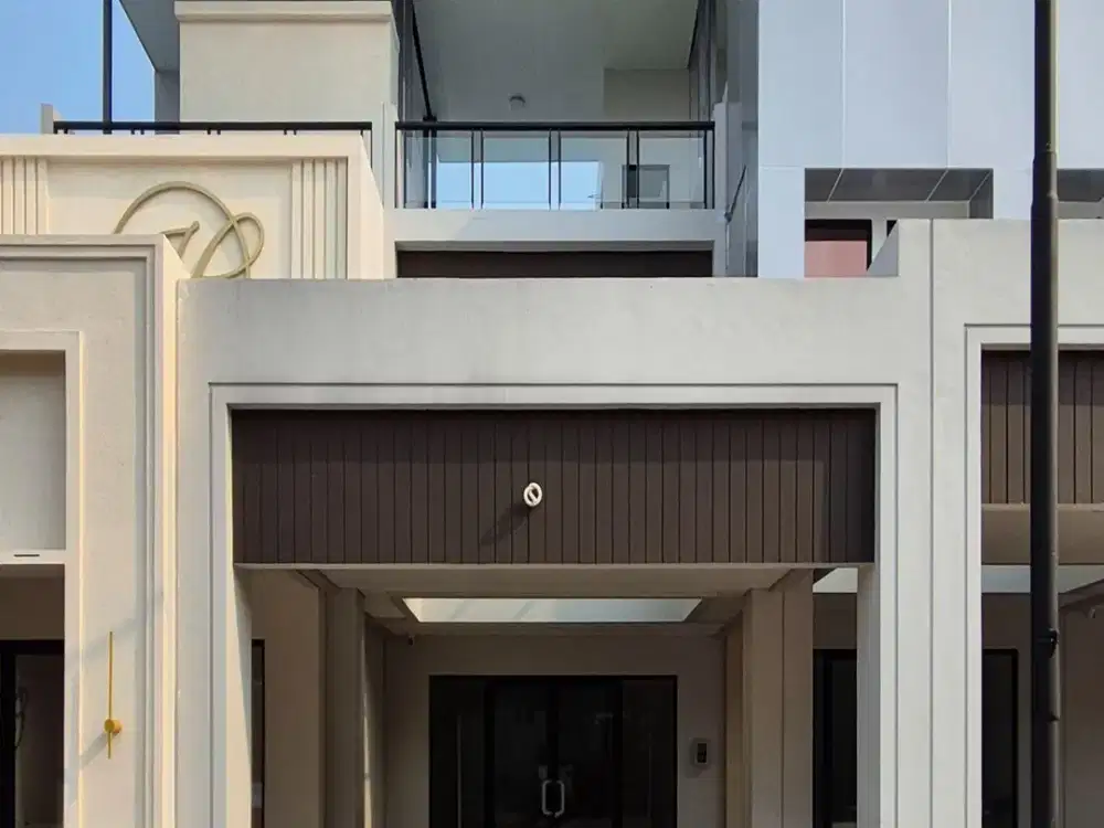 #0220 DISEWA RUKO BARU SORRENTO GRANDE EAST TIPE ALFRESCO 3 LANTAI