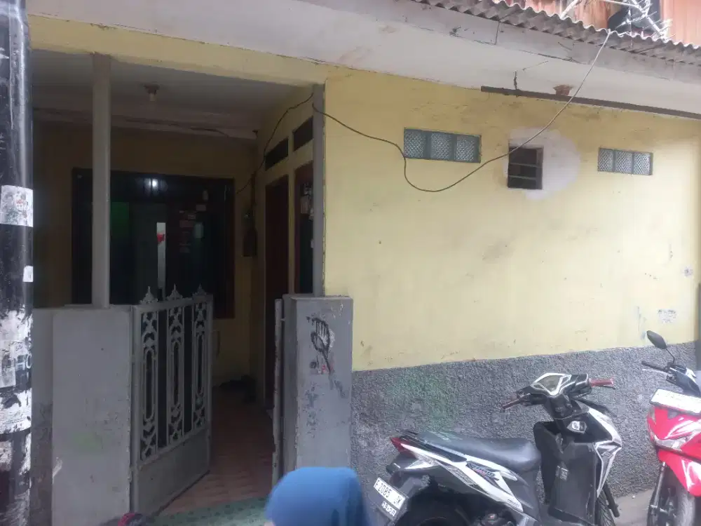 Rumah kost2an daerah ramai, pusat kota