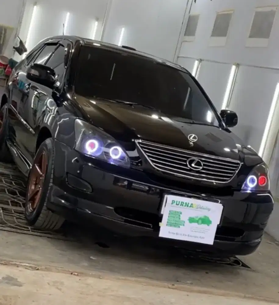 Jual cepat hari ini mobil Harrier sudah upgrade Lexus