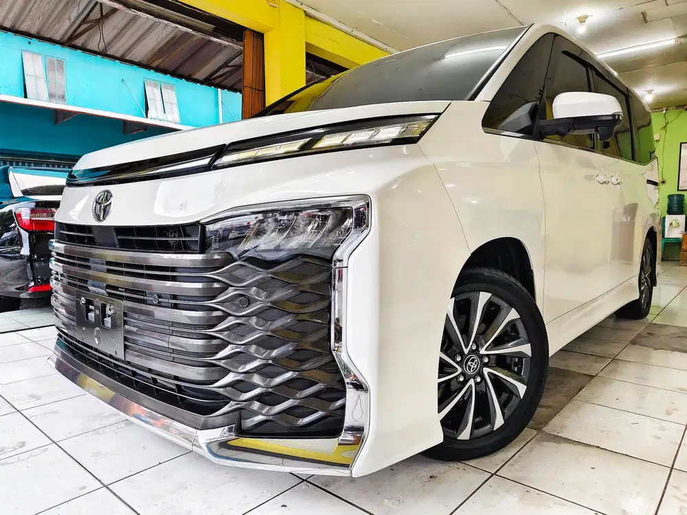 TOYOTA VOXY 2.0 TSS SENSING AT 2023 MATIC NON INNOVA G V Q HYBRID 2024