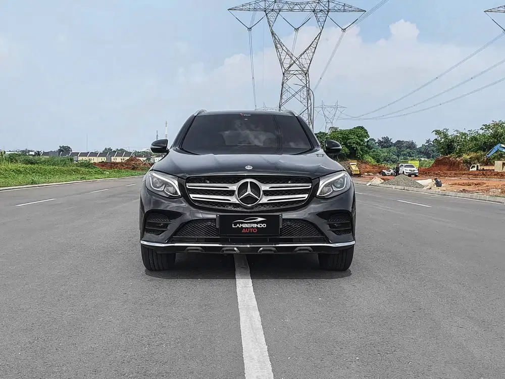 MERCEDES BENZ GLC200 AMG 2018 HITAM MERCY LOW ODO KM RENDAH