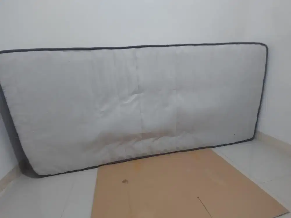 Kasur single in the box