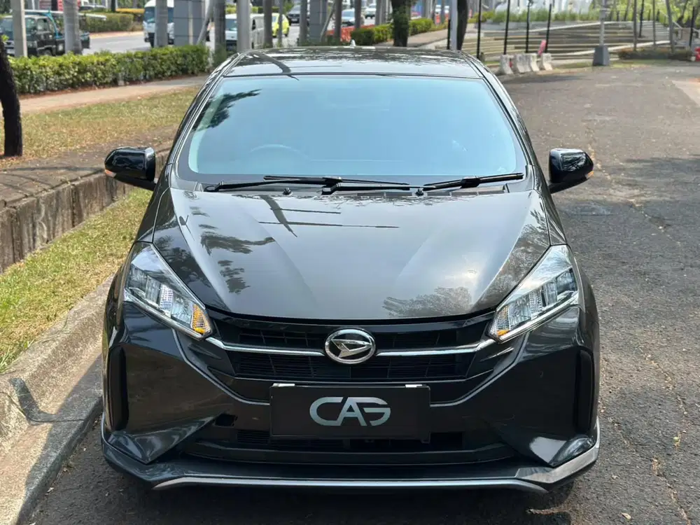 Daihatsu Sirion R AT 2023 Abu abu