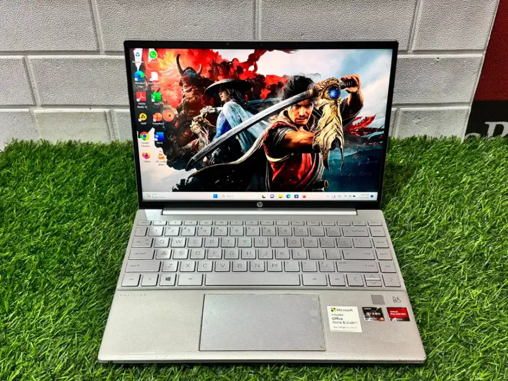 HP Pavilion aero 13-be0000AU AMD ryzen 5 5600U Ram 16GB SSD 512GB