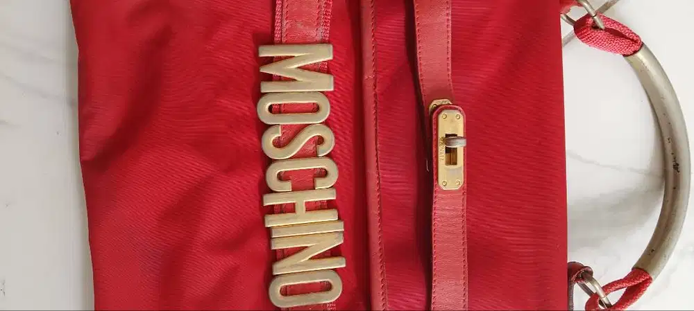 Vintage Moschino redwall