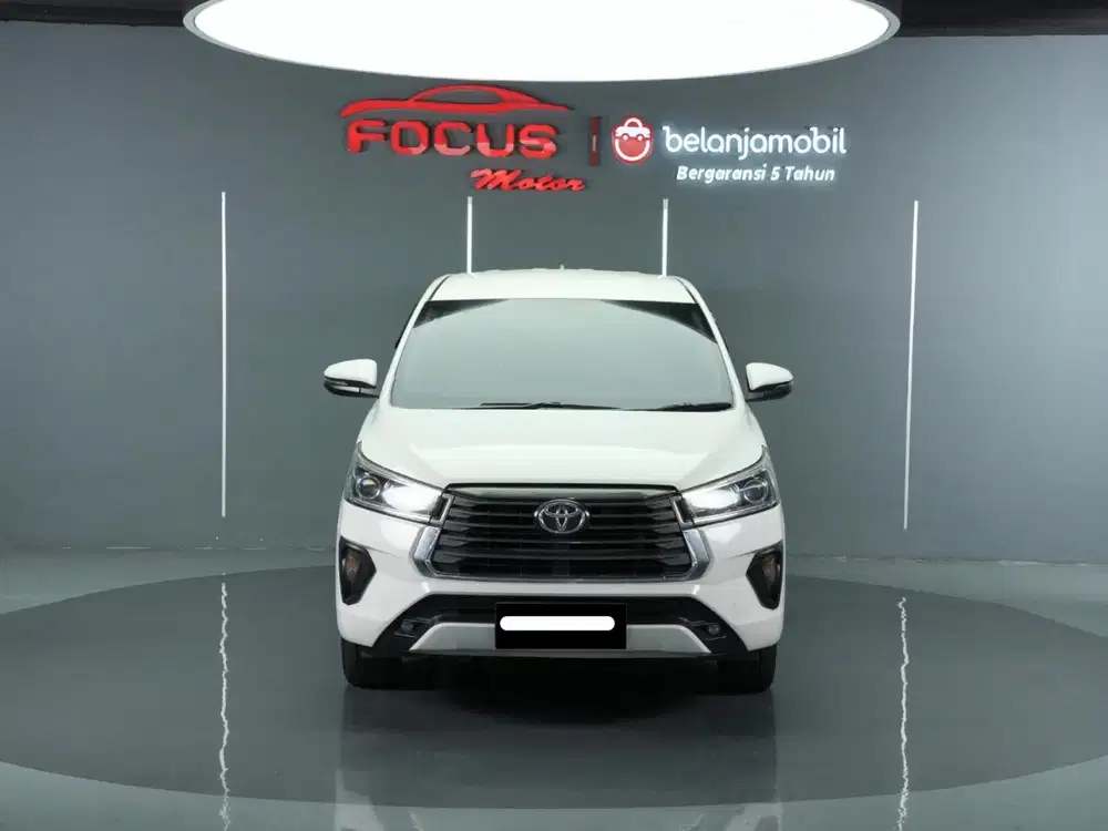 Toyota kijang innova v bensin 2021 putih pajak panjang