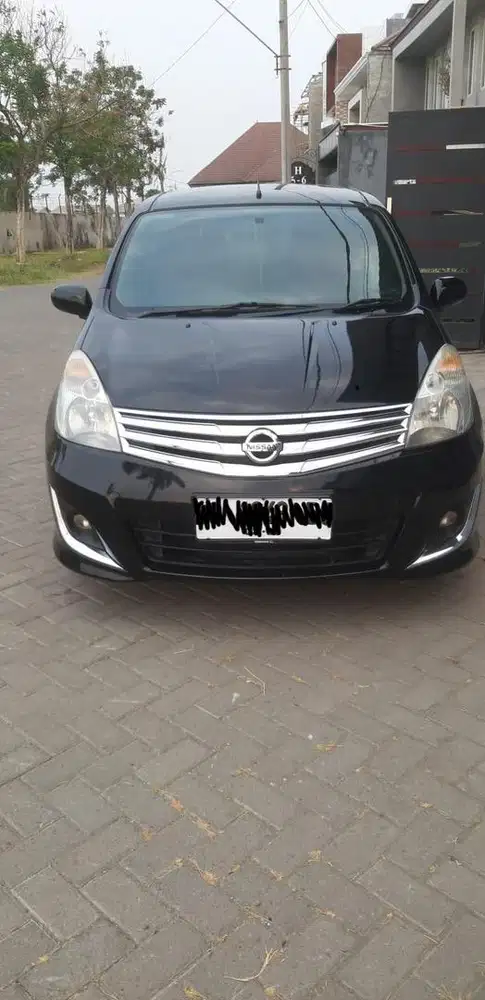 NISSAN GRAND LIVINA 1.5 XV AT 2013 GOOD CONDITION, LOW KM